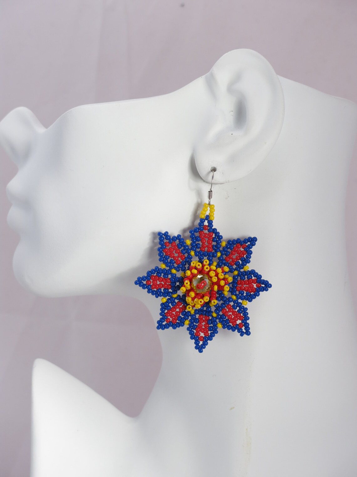 Handmade Huichol Floral Seed Bead Dangle Earrings – Vibrant Mexican Artistry - Image 7
